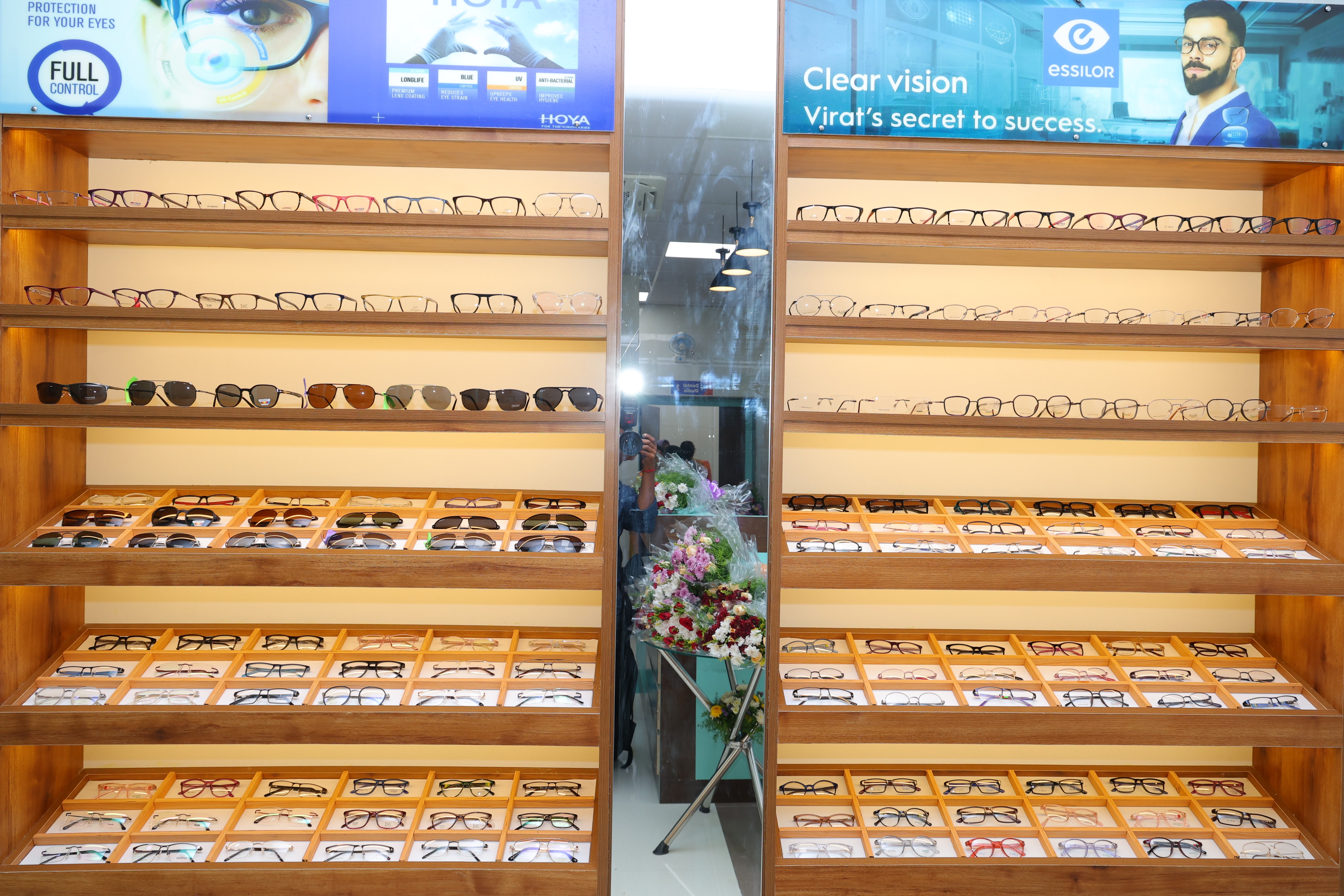 In-house optical lab at Supreme Elite Clinic